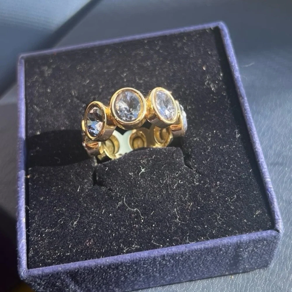 Gorgeous grayish blue oval cut swarovski elements 14kt gold plated size 9 ring - Picture 7 of 13